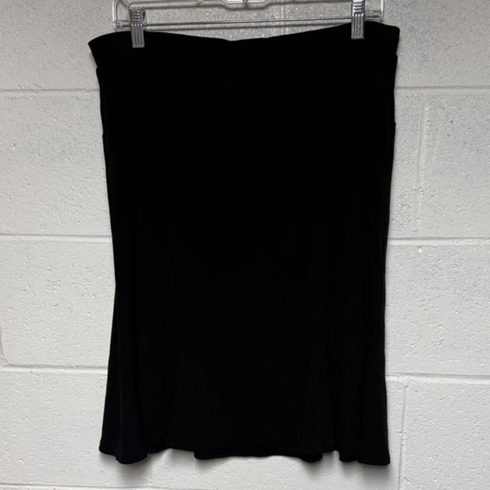 Liz Claiborne Black Midi Skirt